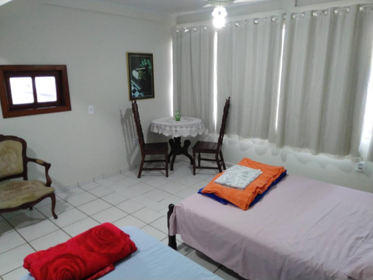 Quartos Em Casa Proxima A Praia Вила Веля Екстериор снимка