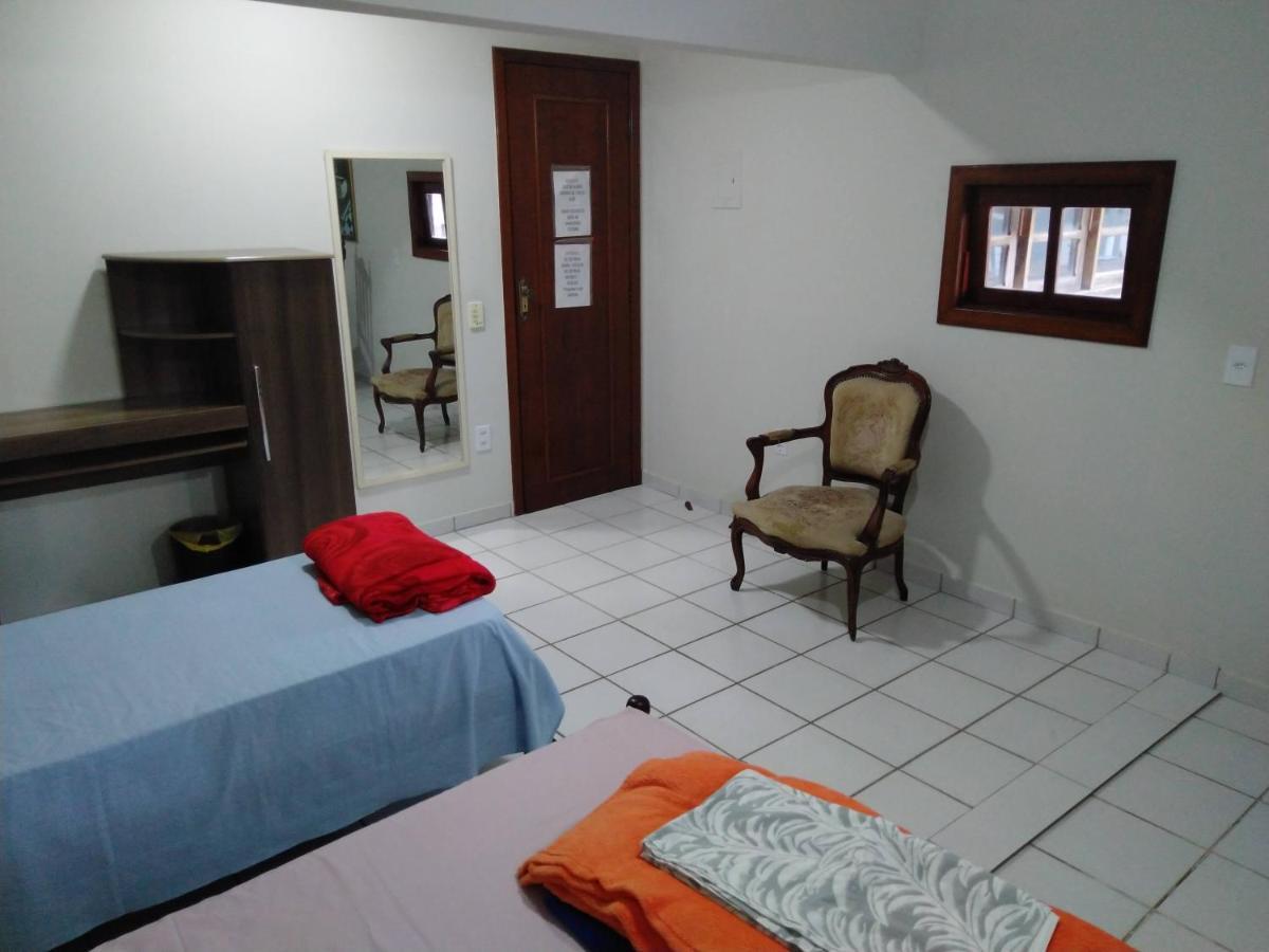 Quartos Em Casa Proxima A Praia Вила Веля Екстериор снимка
